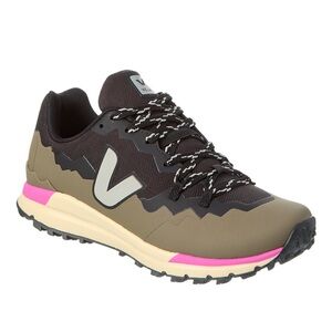 Veja x Fitz Roy Trek Water Repellent Trail Sneaker